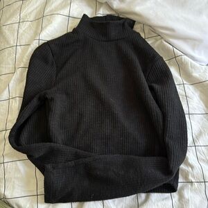long sleeve crop top